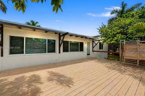 Propiedad comercial en venta en Homestead, Florida № 2091132 - foto 23