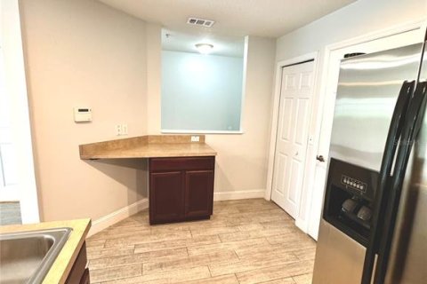 Adosado en alquiler en Orlando, Florida, 3 dormitorios, 138.89 m2 № 1786348 - foto 9