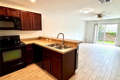 Adosado en alquiler en Orlando, Florida, 3 dormitorios, 138.89 m2 № 1786348 - foto 7