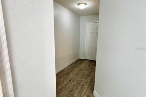 Adosado en alquiler en Orlando, Florida, 3 dormitorios, 138.89 m2 № 1786348 - foto 3