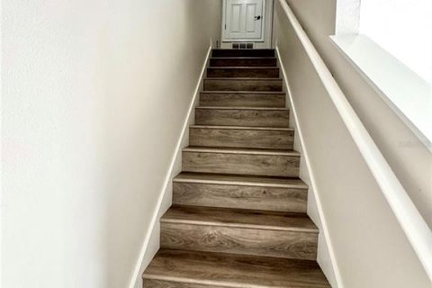 Adosado en alquiler en Orlando, Florida, 3 dormitorios, 138.89 m2 № 1786348 - foto 13