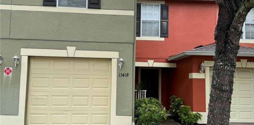 Adosado en Orlando, Florida 3 dormitorios, 138.89 m2 № 1786348