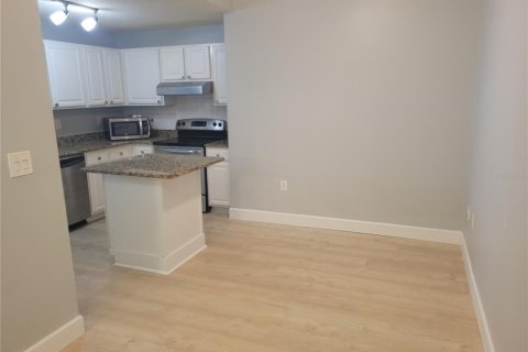 Condominio en venta en Tampa, Florida, 2 dormitorios, 99.68 m2 № 2217896 - foto 13