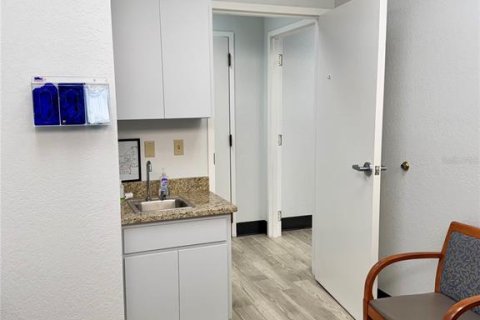 Снять в аренду коммерческую недвижимость в Себринг, Флорида 3981.42м2, № 1782489 - фото 16