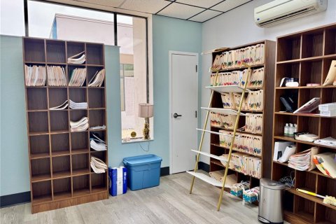 Снять в аренду коммерческую недвижимость в Себринг, Флорида 3981.42м2, № 1782489 - фото 12