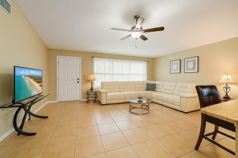 Villa ou maison à vendre à Punta Gorda, Floride: 3 chambres, 114.27 m2 № 2148391 - photo 6