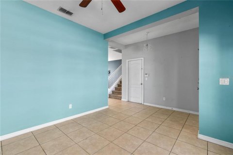 House in Grand Island, Florida 5 bedrooms, 241.92 sq.m. № 1899466 - photo 7
