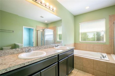 Casa en alquiler en Grand Island, Florida, 5 dormitorios, 241.92 m2 № 1899466 - foto 23