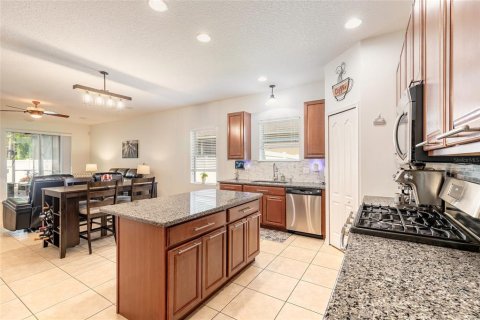 Casa en venta en Port Orange, Florida, 3 dormitorios, 183.95 m2 № 2095655 - foto 8