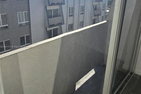 Apartamento en alquiler en Cutler Bay, Florida, 2 dormitorios, 69.68 m2 № 2019439 - foto 4