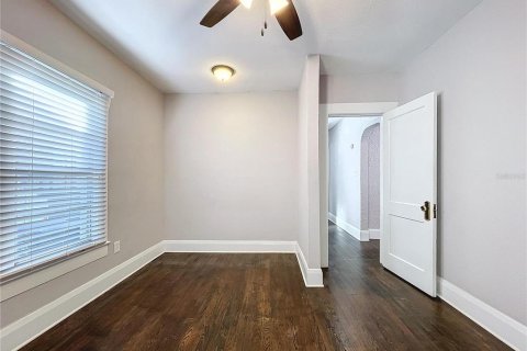 House in Tampa, Florida 2 bedrooms, 124.49 sq.m. № 1869593 - photo 23