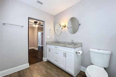 House in Tampa, Florida 2 bedrooms, 124.49 sq.m. № 1869593 - photo 28