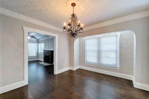 House in Tampa, Florida 2 bedrooms, 124.49 sq.m. № 1869593 - photo 14