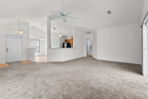 House in Lecanto, Florida 3 bedrooms, 142.51 sq.m. № 1750971 - photo 8