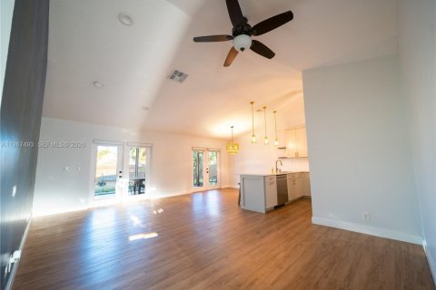 House in Jupiter, Florida 3 bedrooms, 127.74 sq.m. № 2030541 - photo 16