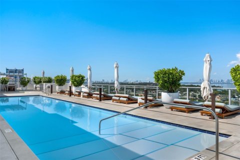 Condominio en venta en Miami Beach, Florida, 2 dormitorios, 120.68 m2 № 1749004 - foto 21