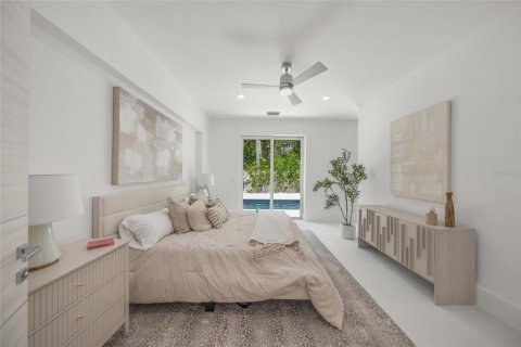 House in Sarasota, Florida 4 bedrooms, 283.07 sq.m. № 1822292 - photo 21