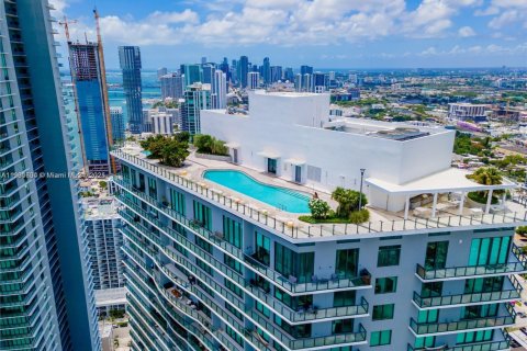 Condo in Miami, Florida, 1 bedroom  № 1956328 - photo 28