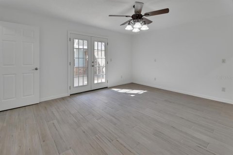 Duplex in DeLand, Florida 3 bedrooms, 186.73 sq.m. № 1520545 - photo 26