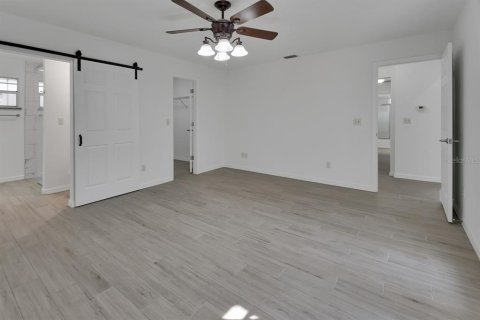 Duplex in DeLand, Florida 3 bedrooms, 186.73 sq.m. № 1520545 - photo 24