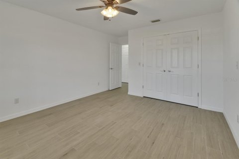 Duplex in DeLand, Florida 3 bedrooms, 186.73 sq.m. № 1520545 - photo 20
