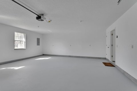 Duplex in DeLand, Florida 3 bedrooms, 186.73 sq.m. № 1520545 - photo 12