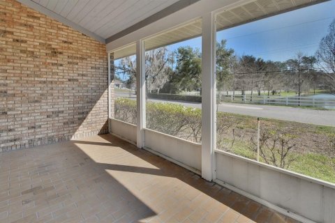 Duplex in DeLand, Florida 3 bedrooms, 186.73 sq.m. № 1520545 - photo 11