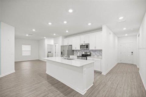 Casa en venta en Ocala, Florida, 4 dormitorios, 202.53 m2 № 1900311 - foto 8