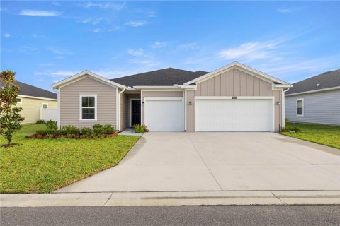 Casa en venta en Ocala, Florida, 4 dormitorios, 202.53 m2 № 1900311 - foto 1