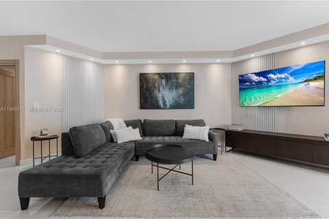 Condominio en alquiler en Aventura, Florida, 2 dormitorios, 150.69 m2 № 2030578 - foto 11