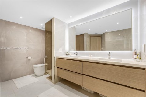 Condominio en alquiler en Aventura, Florida, 2 dormitorios, 150.69 m2 № 2030578 - foto 27