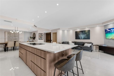 Condominio en alquiler en Aventura, Florida, 2 dormitorios, 150.69 m2 № 2030578 - foto 16