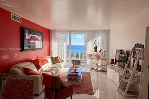 Condominio en venta en Miami Beach, Florida, 2 dormitorios, 95.69 m2 № 1972248 - foto 12