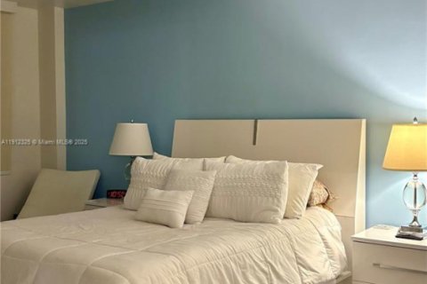 Condominio en venta en Miami Beach, Florida, 2 dormitorios, 95.69 m2 № 1972248 - foto 20