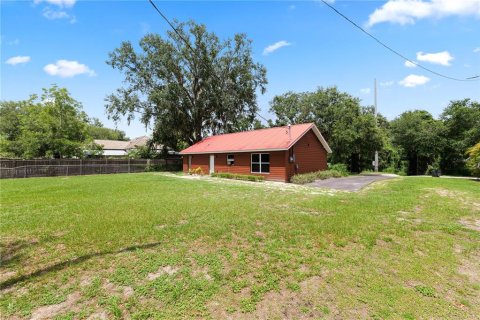 House in Mulberry, Florida 3 bedrooms, 117.06 sq.m. № 1902334 - photo 19