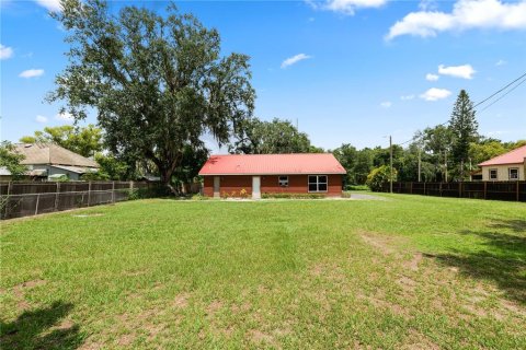 House in Mulberry, Florida 3 bedrooms, 117.06 sq.m. № 1902334 - photo 21