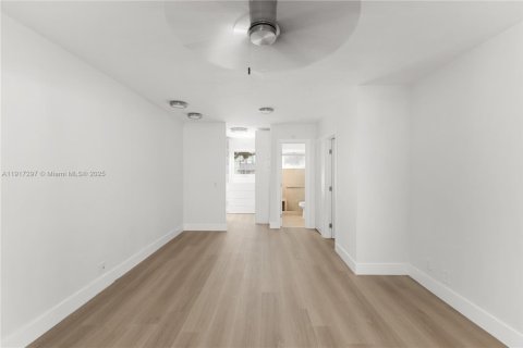 Купить кондоминиум в Майами-Бич, Флорида 1 спальня, 74.32м2, № 1972040 - фото 9