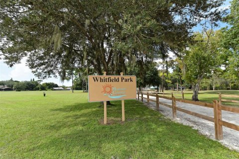 House in Sarasota, Florida 3 bedrooms, 225.29 sq.m. № 2142927 - photo 23