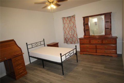 House in Holly Hill, Florida 2 bedrooms, 164.25 sq.m. № 2233621 - photo 5