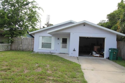 House in Holly Hill, Florida 2 bedrooms, 164.25 sq.m. № 2233621 - photo 2