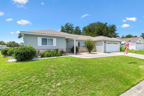 House in Summerfield, Florida 2 bedrooms, 175.03 sq.m. № 2215864 - photo 29