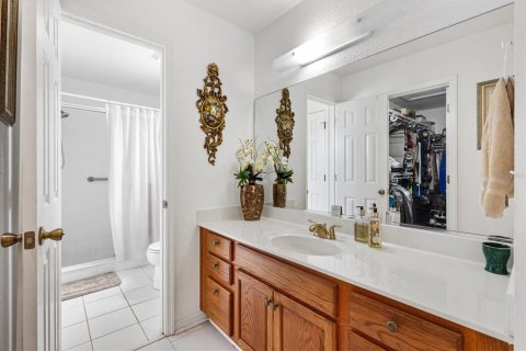 House in Summerfield, Florida 2 bedrooms, 175.03 sq.m. № 2215864 - photo 22