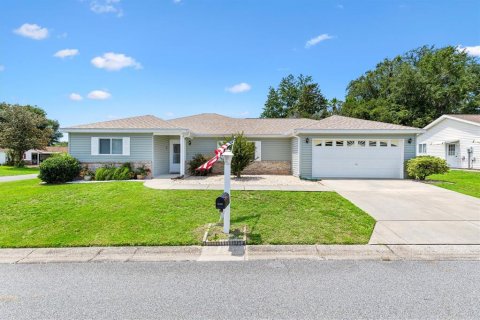 House in Summerfield, Florida 2 bedrooms, 175.03 sq.m. № 2215864 - photo 30