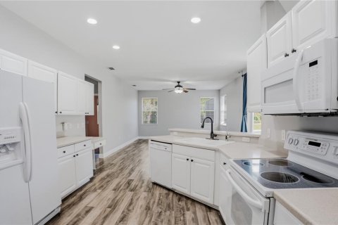 Casa en venta en Plant City, Florida, 3 dormitorios, 174.19 m2 № 2202189 - foto 10