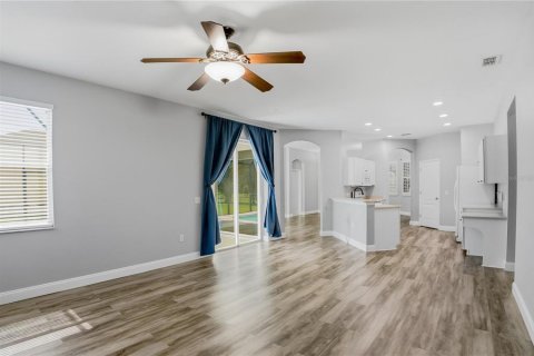 Casa en venta en Plant City, Florida, 3 dormitorios, 174.19 m2 № 2202189 - foto 11
