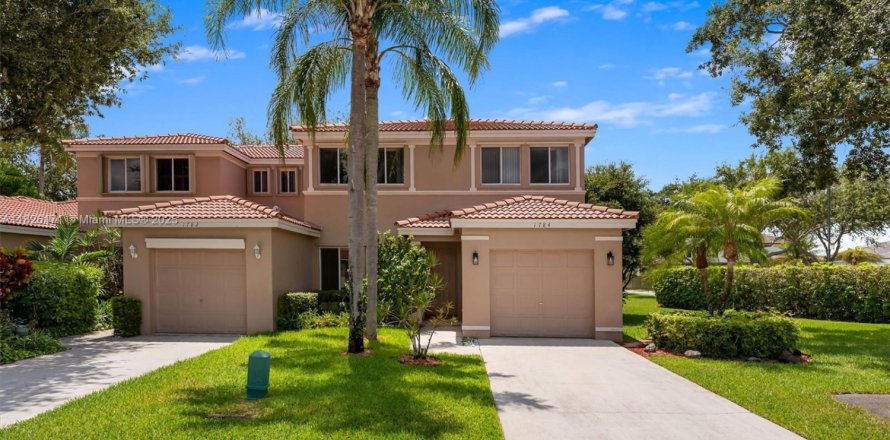 Adosado en Davie, Florida 4 dormitorios, 175.21 m2 № 1799521