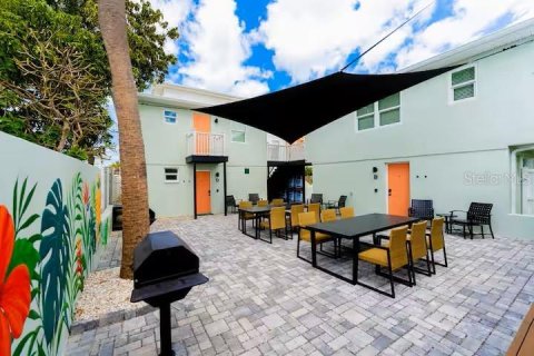 Immobilier commercial à vendre à Redington Shores, Floride: 308.34 m2 № 2416668 - photo 6