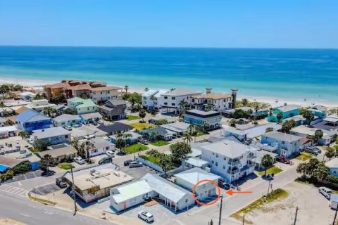Immobilier commercial à vendre à Redington Shores, Floride: 308.34 m2 № 2416668 - photo 2