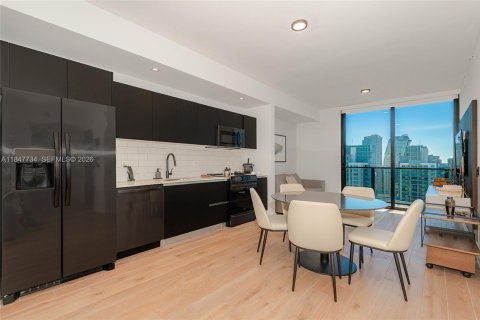 Condo in Miami, Florida, 2 bedrooms  № 2248000 - photo 11
