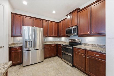 House in Windermere, Florida 4 bedrooms, 207.73 sq.m. № 2133810 - photo 24